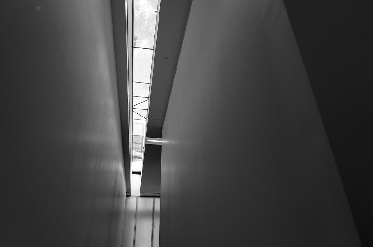 age动漫小卡片：问题这段话的转述是不是带立场｜动作把镜头选择写成说明｜感受先把链条走通